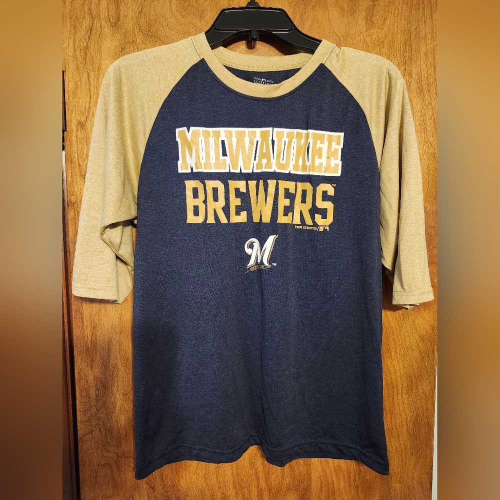 Milwaukee Brewers 1/3 Sleeve T-Shirt Size XL (16-18)Youth